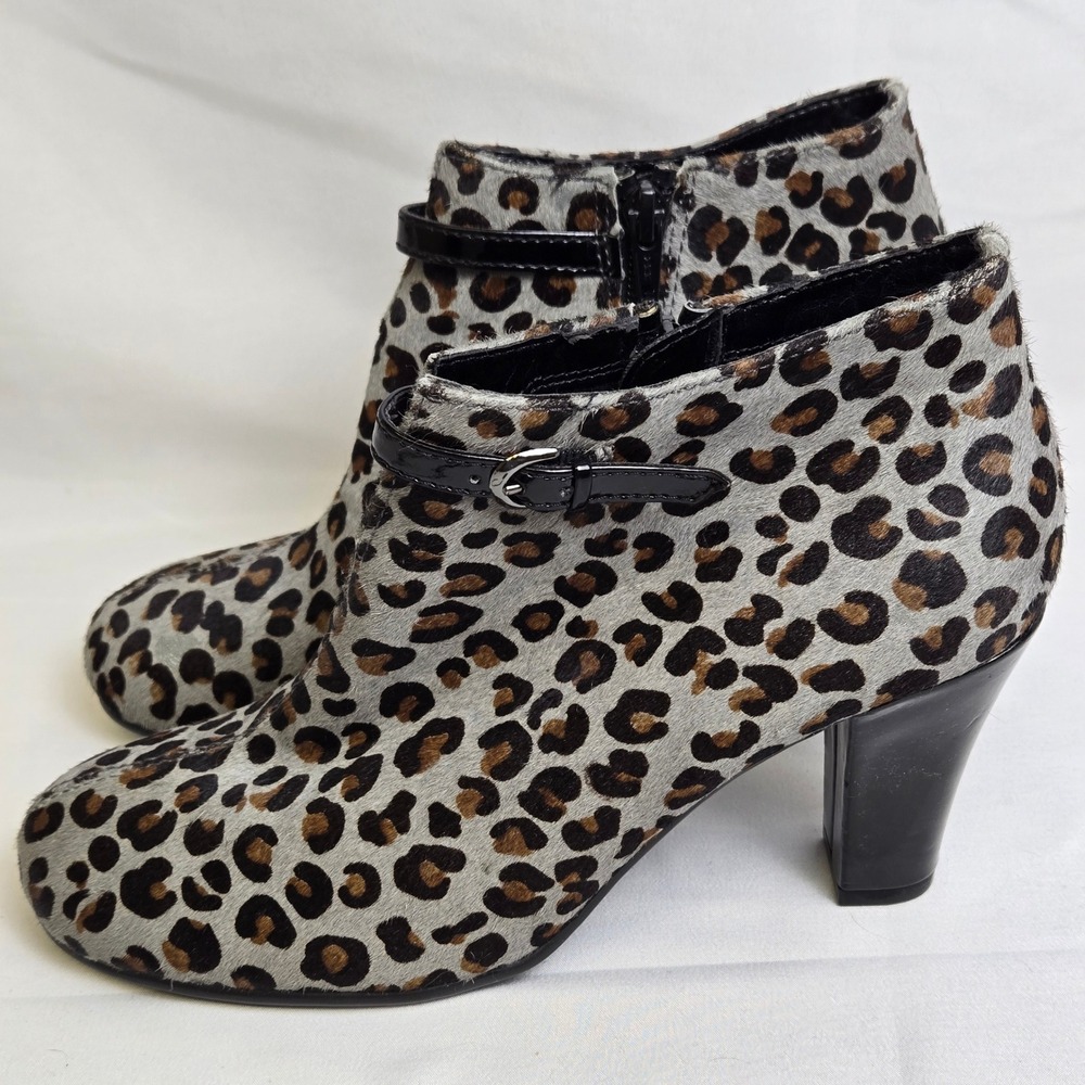 Aerosoles Patrole Car Leopard Print Ankle Booties, Patent Leather Buckle, Size 6 - Picture 3 of 16